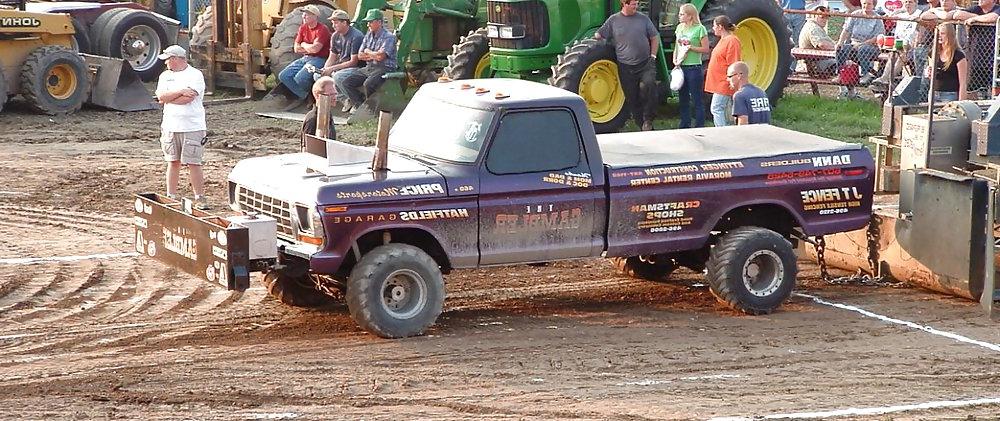 25P Car Show and Truck Pulls