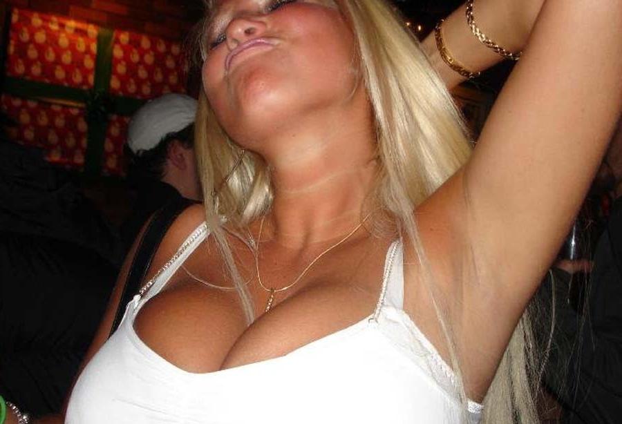 12P Girls with large hooters partying all night