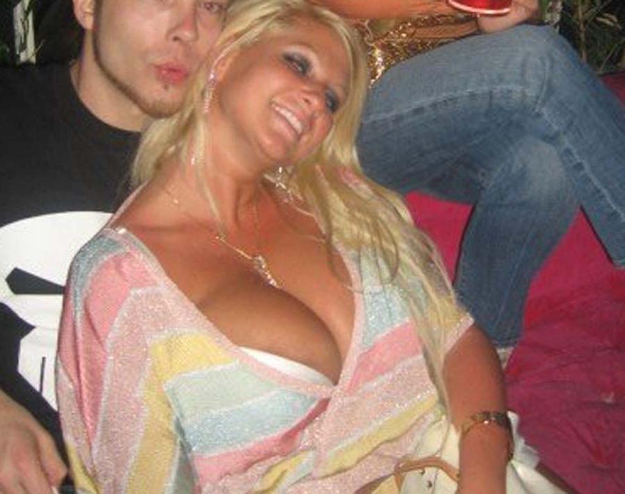 12P Girls with large hooters partying all night