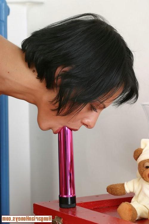 14P SHort hair brunette women takes off her red panties to show hairy twat
