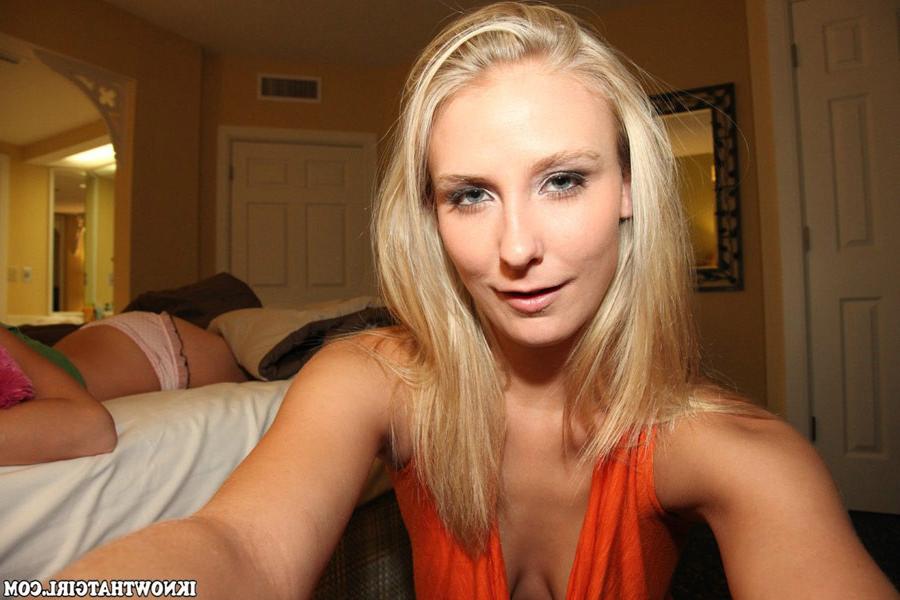 15P Lesbian sex with hot blondes licking and masturbating