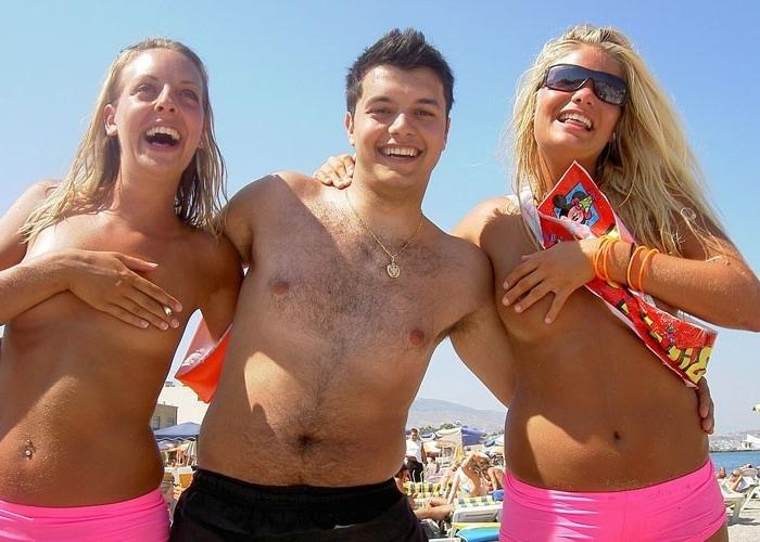 15P Hot and sexy fotos of different beautiful amateur teens