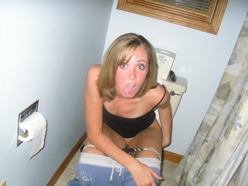 15P Hot and sexy fotos of different beautiful amateur teens