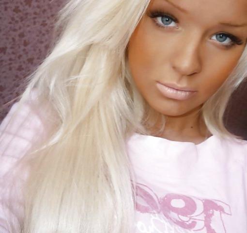 25P Barbie Dolls - Godesses or Sluts?