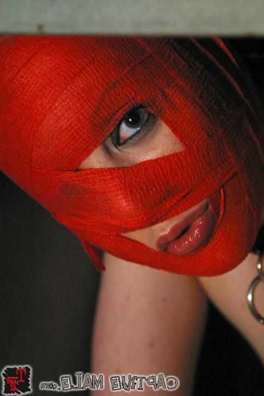 18P Mistress Julie Simone plays with slaves Cherry Torn and Daac