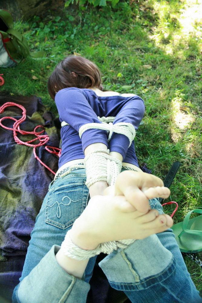 16P Mistress Ursela took her best friend/slave out to a park for a nice day in the s
