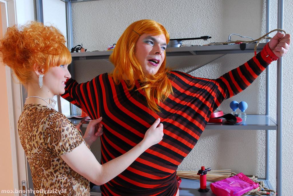 20P Fiery sissy guy gets his lubed asshole fisted and impaled on a hard dildo