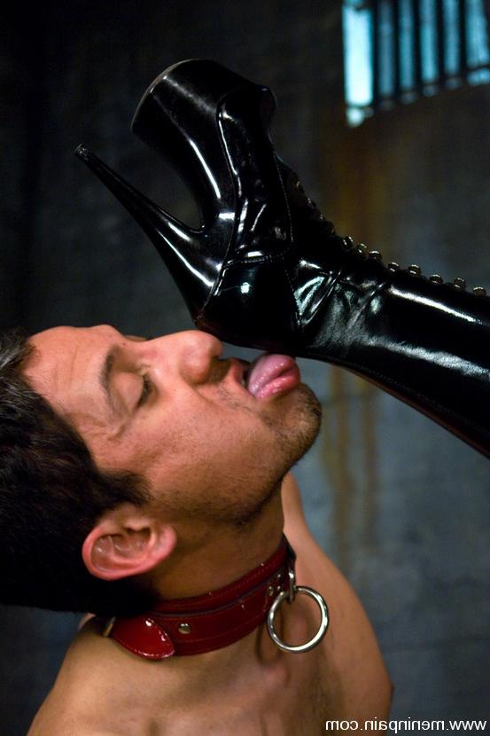 15P Latex Dominatrix Meets Corporate Scum
