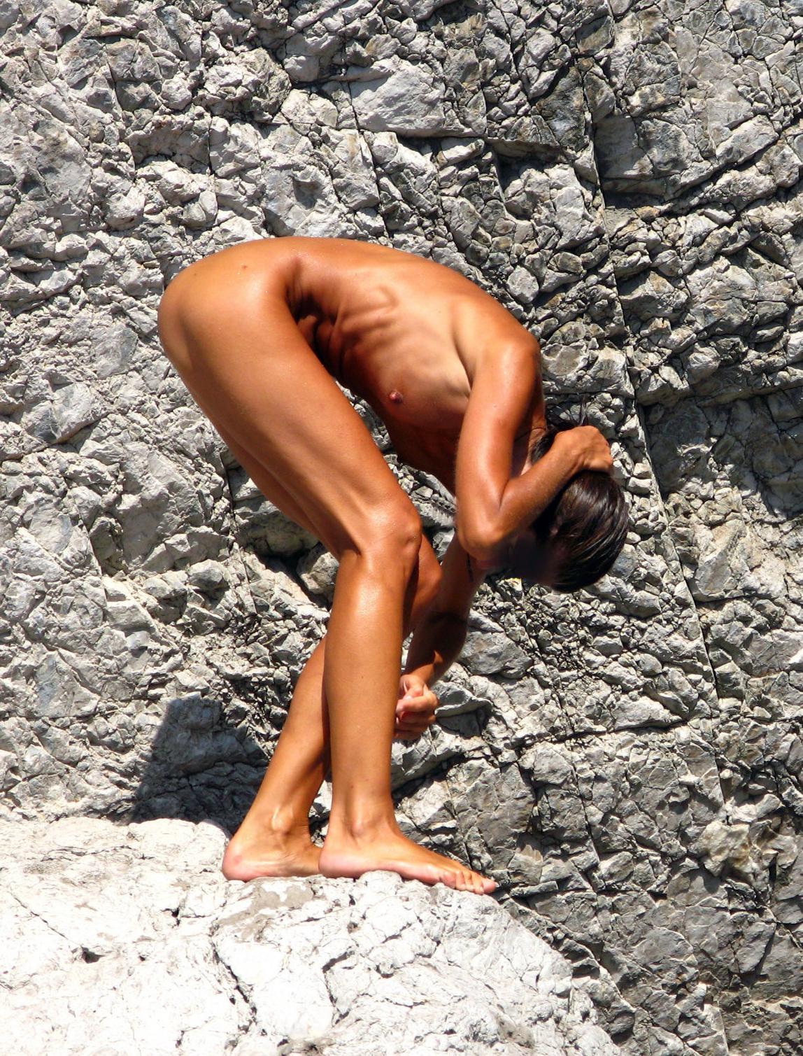 15P Sexy Russian nudist knows how to have some fun