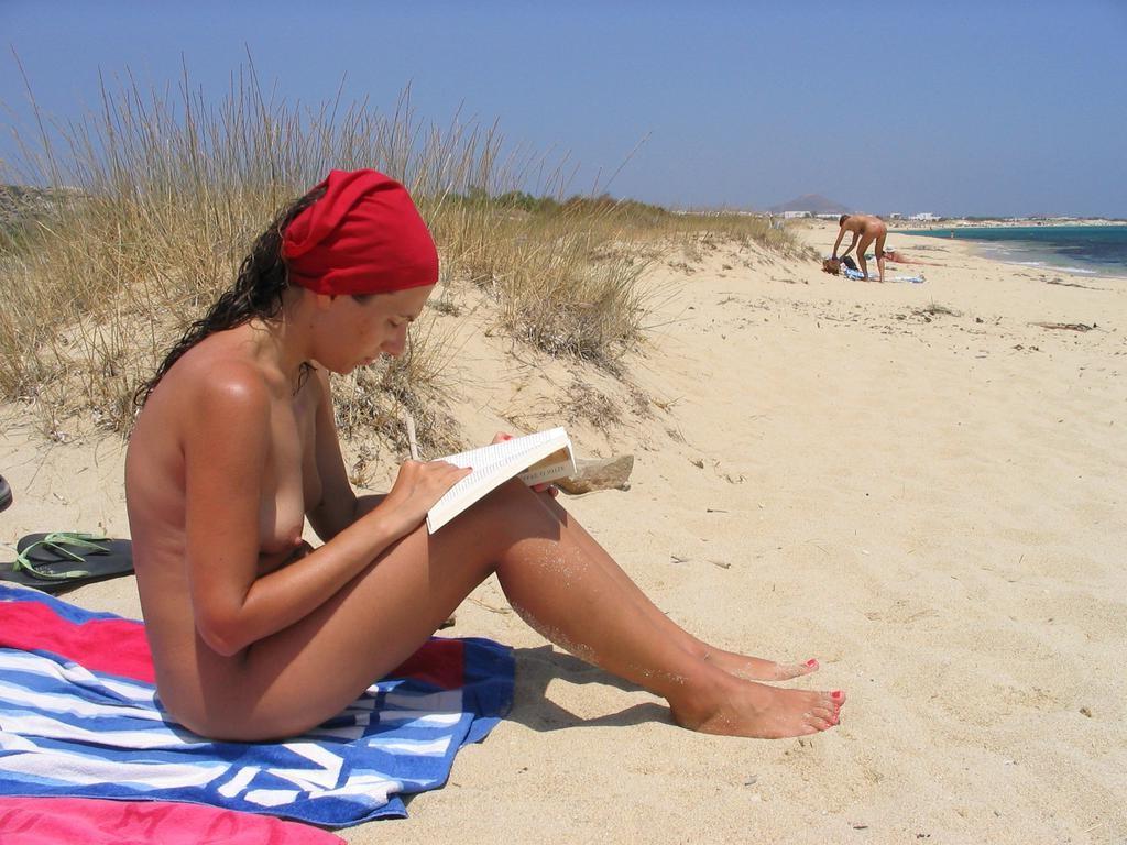 15P Guys are drooling all over these sexy teen nudists