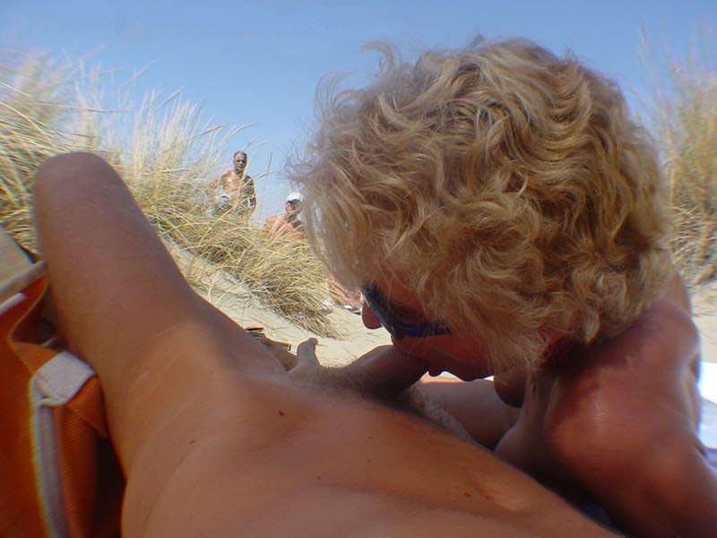 15P Sexy friends give a show with their love of nudism