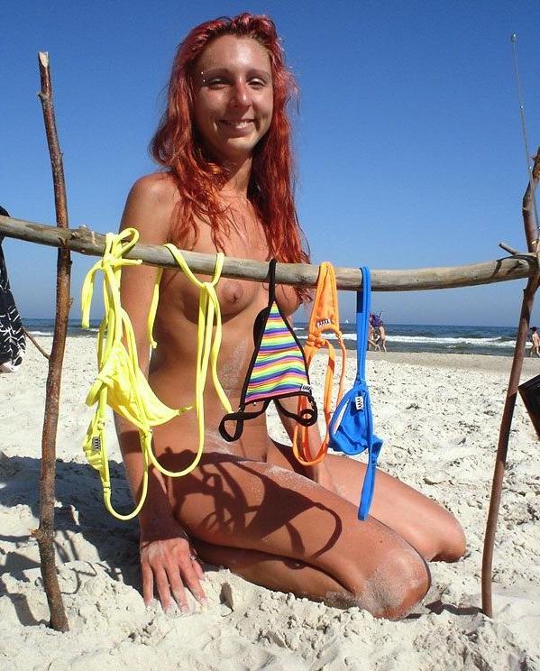 15P Sexy friends give a show with their love of nudism