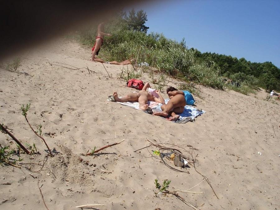 15P Nude teen friends expose themselves in the water