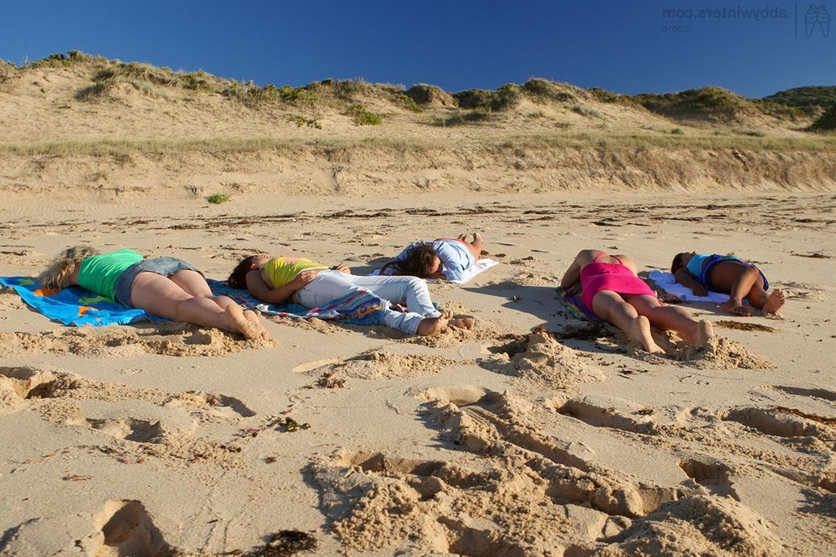 16P Five beautiful Australian amateurs get naked at beach at sunset