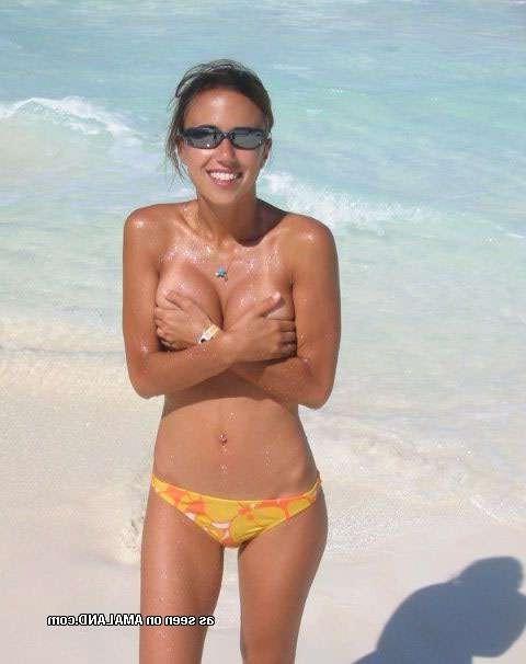 14P Amateur beach GF sucks and titty fucks giant cock
