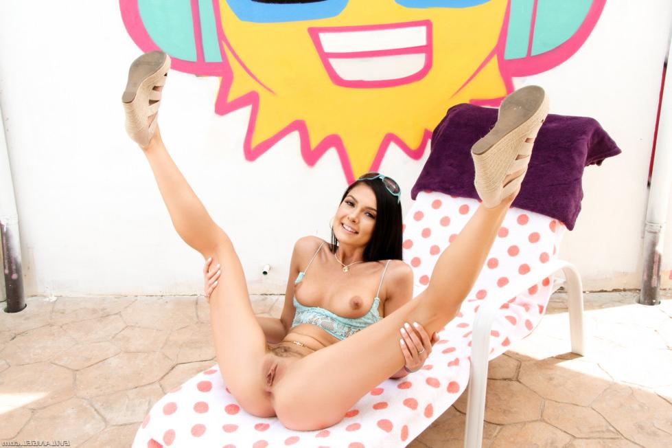 15P Canadian Babe Marley Brinx Stripping