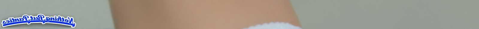 9P EU camel toe close up