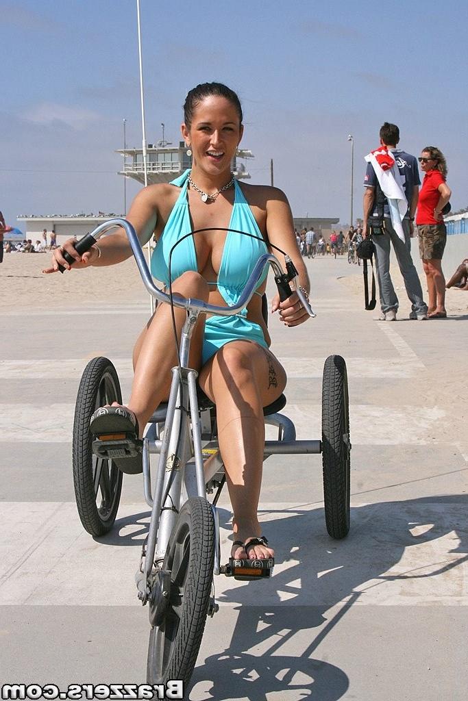 15P Carmella Bing with her perfect tits fucks random guy off the beach