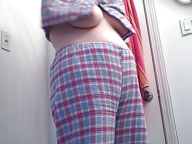 25P My girls hairy pussy & big titts.