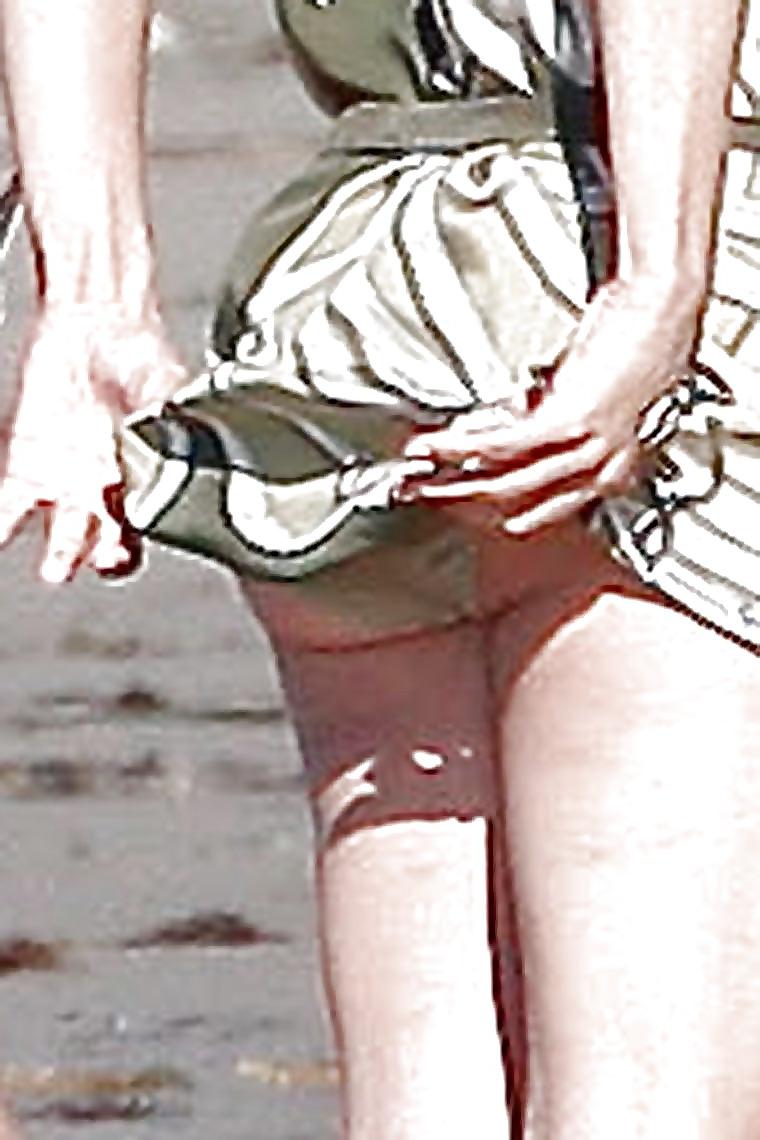 25P Celebrities #rec Pussy, Camel toes, & Upskirts HQGall4