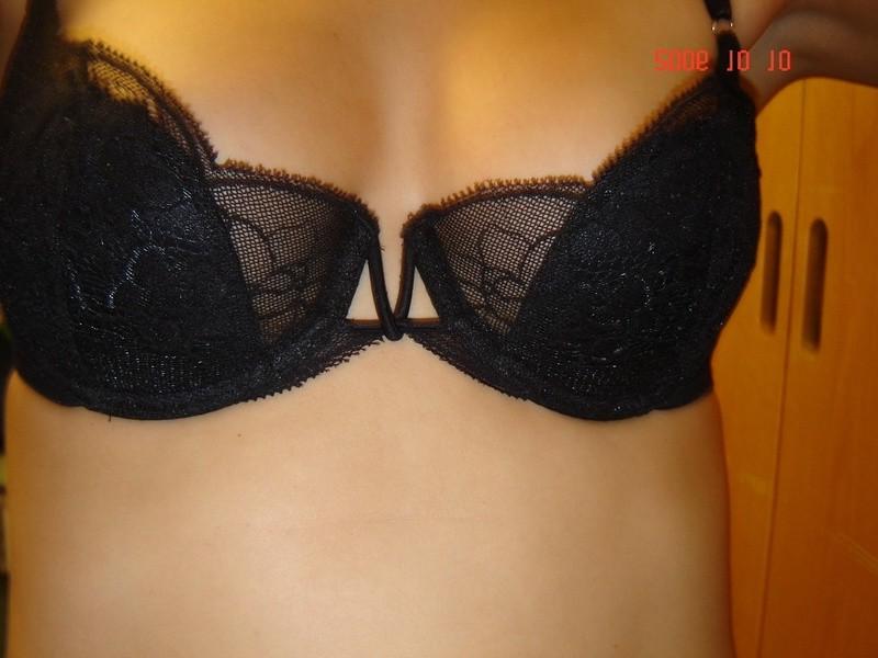 20P Amateur ex-girlfriend nude at her dorm