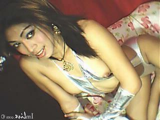 8P Love those Chicks with Dicks on Shemale Cams