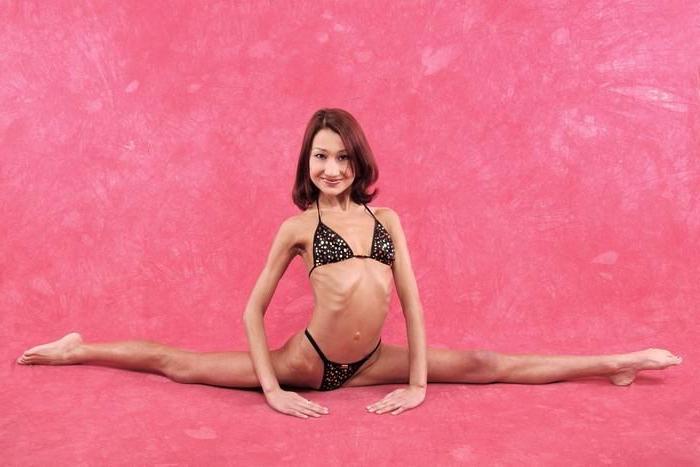 15P beautiful super skinny girls show their goodies