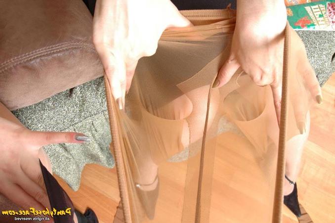16P Lesbian babes with pantyhose over their head