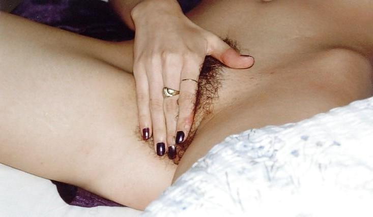 11P Arab Housewife 14