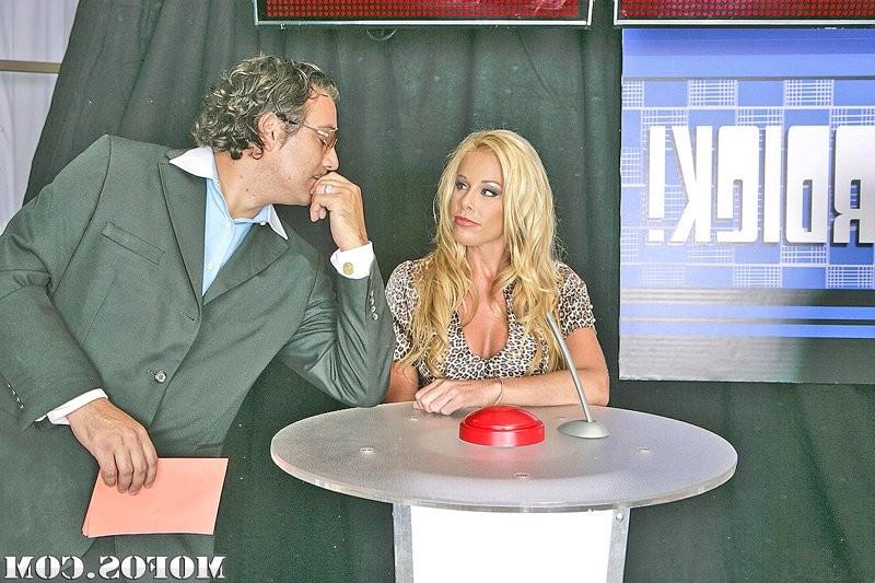 15P Blonde babe fucks on a television game show