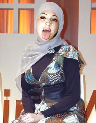 25P Hijab Stars