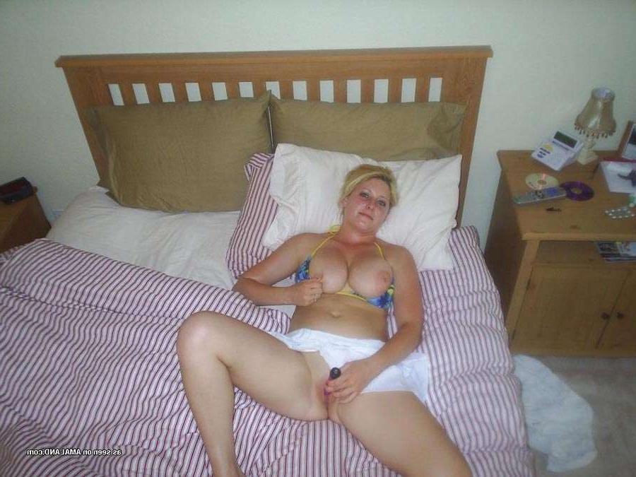 12P Sucking a fat dick is her favorite game