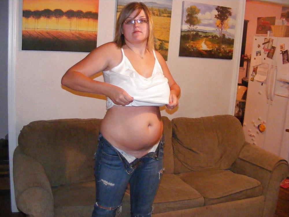 25P Big Tit Nerdy Housewife 