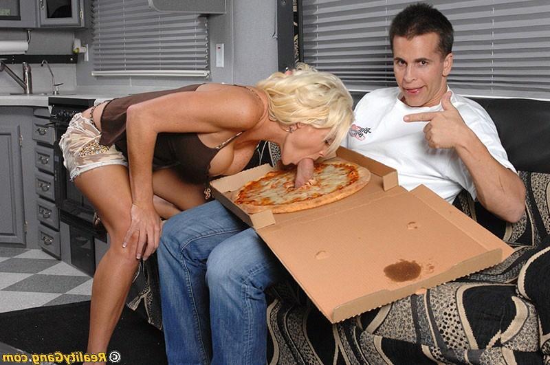 15P Hardcore drunk blonde babe sucking and fucking