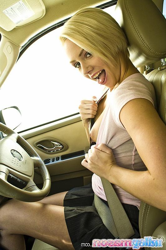 16P Tiny blonde teen girl buys veggy and fucks cucumber in her car