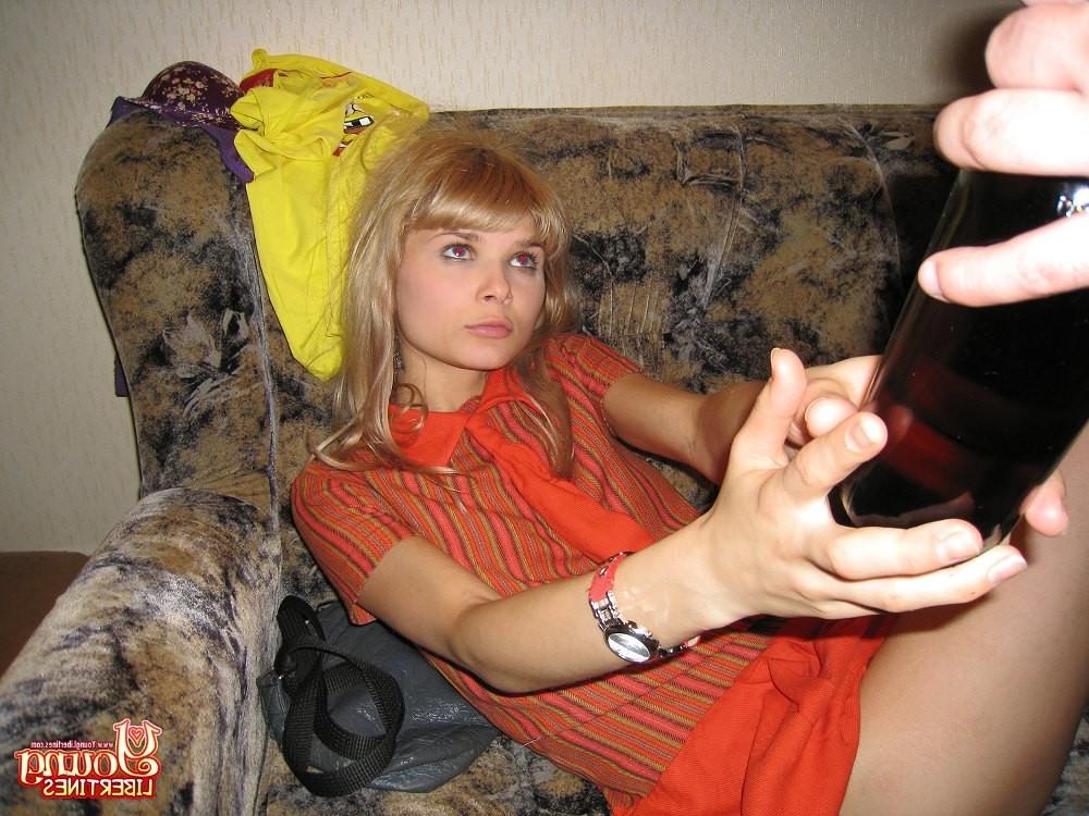 16P Blonde hot teen whore screwing and blowing nasty lucky guy