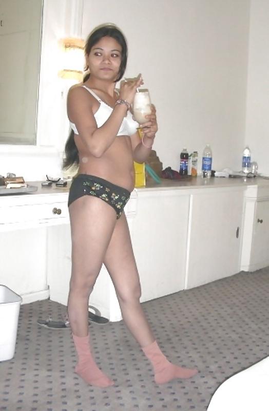 25P Indian Housewife Nisha 