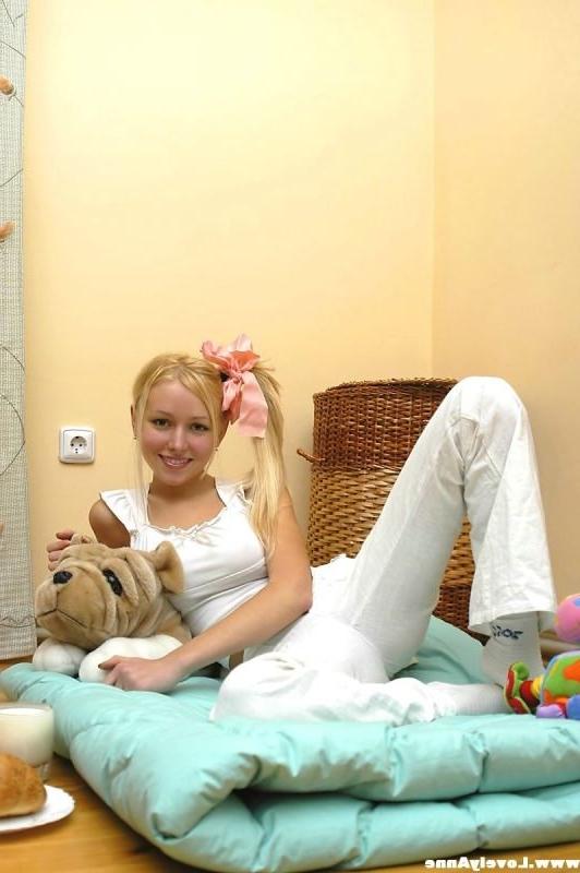 15P Blonde teens perfect tits