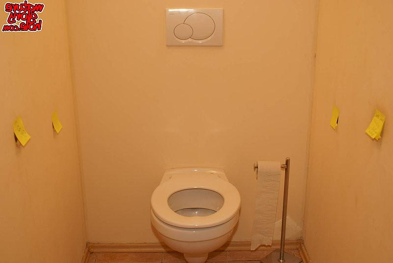 15P Mature toiled fucking with gloryhole in dogging pictures