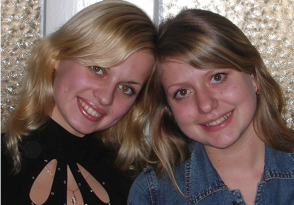 25P Sisters or girlfriends