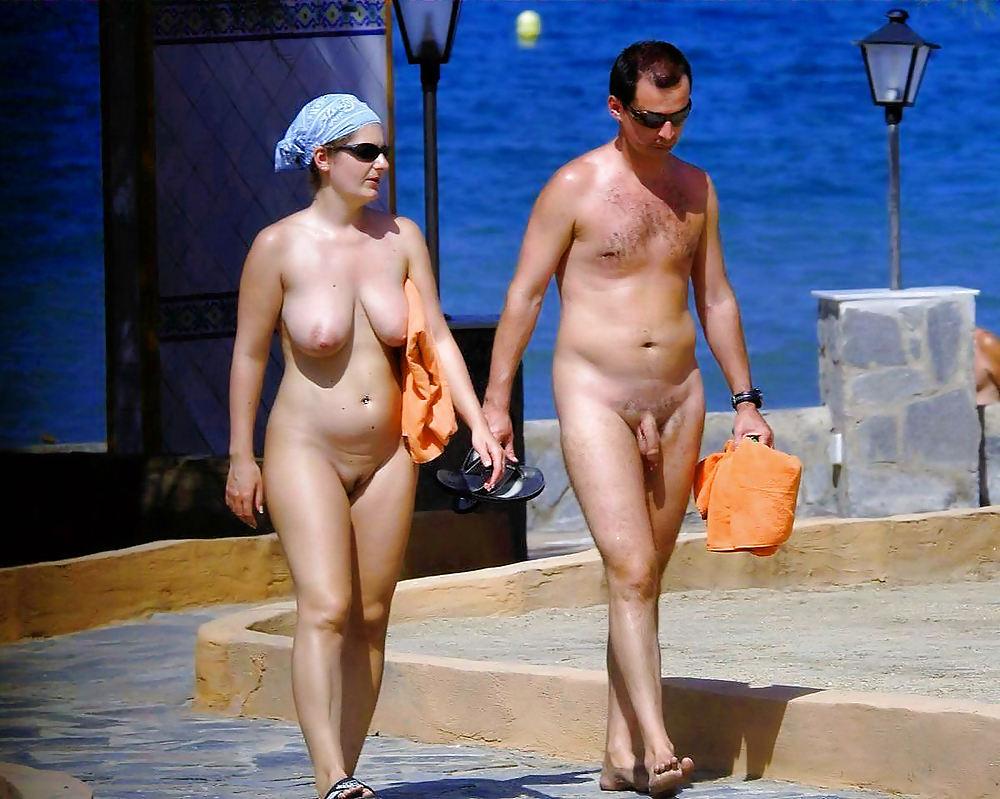 19P Naked couple 37.