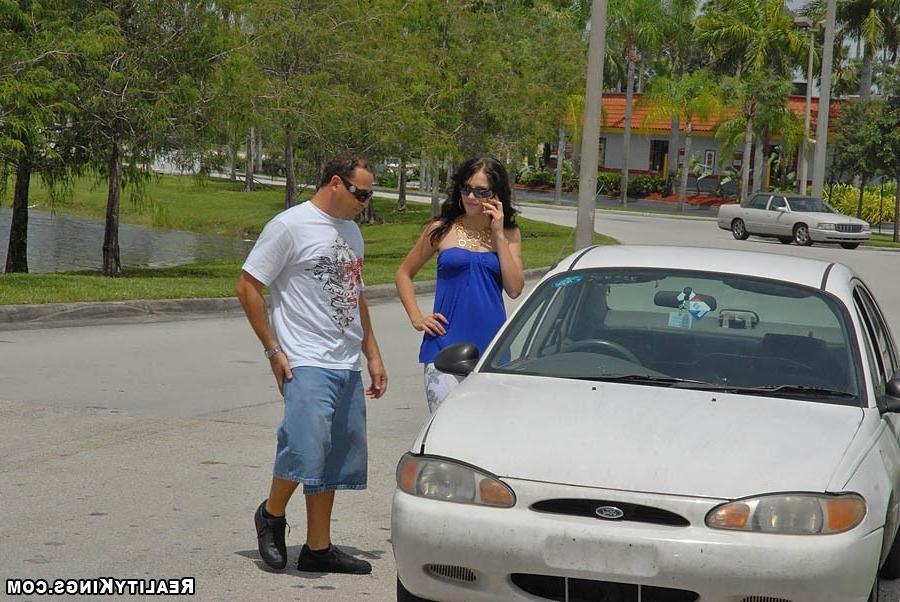 18P Hot lttle latina babe kiki breaks down in her car so agrees to get fucked hard f