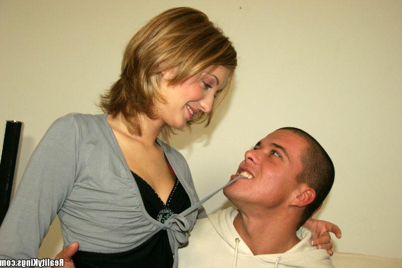 16P These 2 sexy euro babes are creaming all over the place here in these steamy pic
