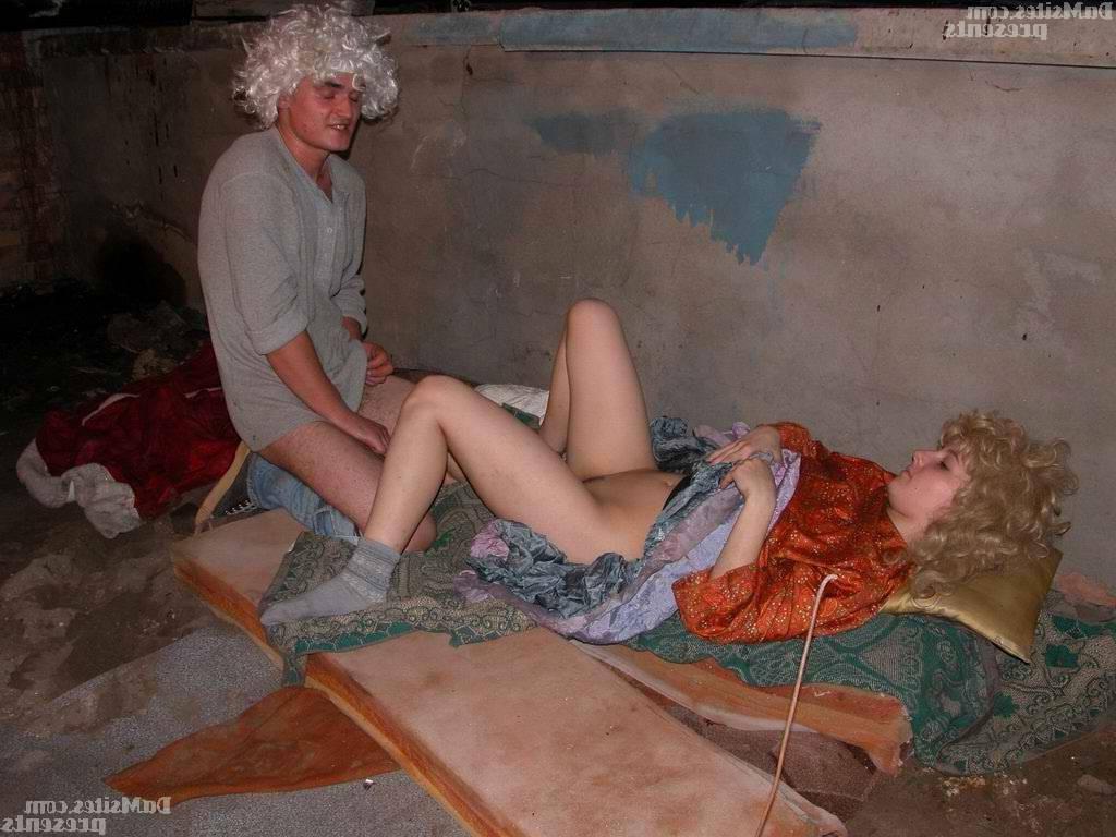 16P Role-playing sex game at the city dump