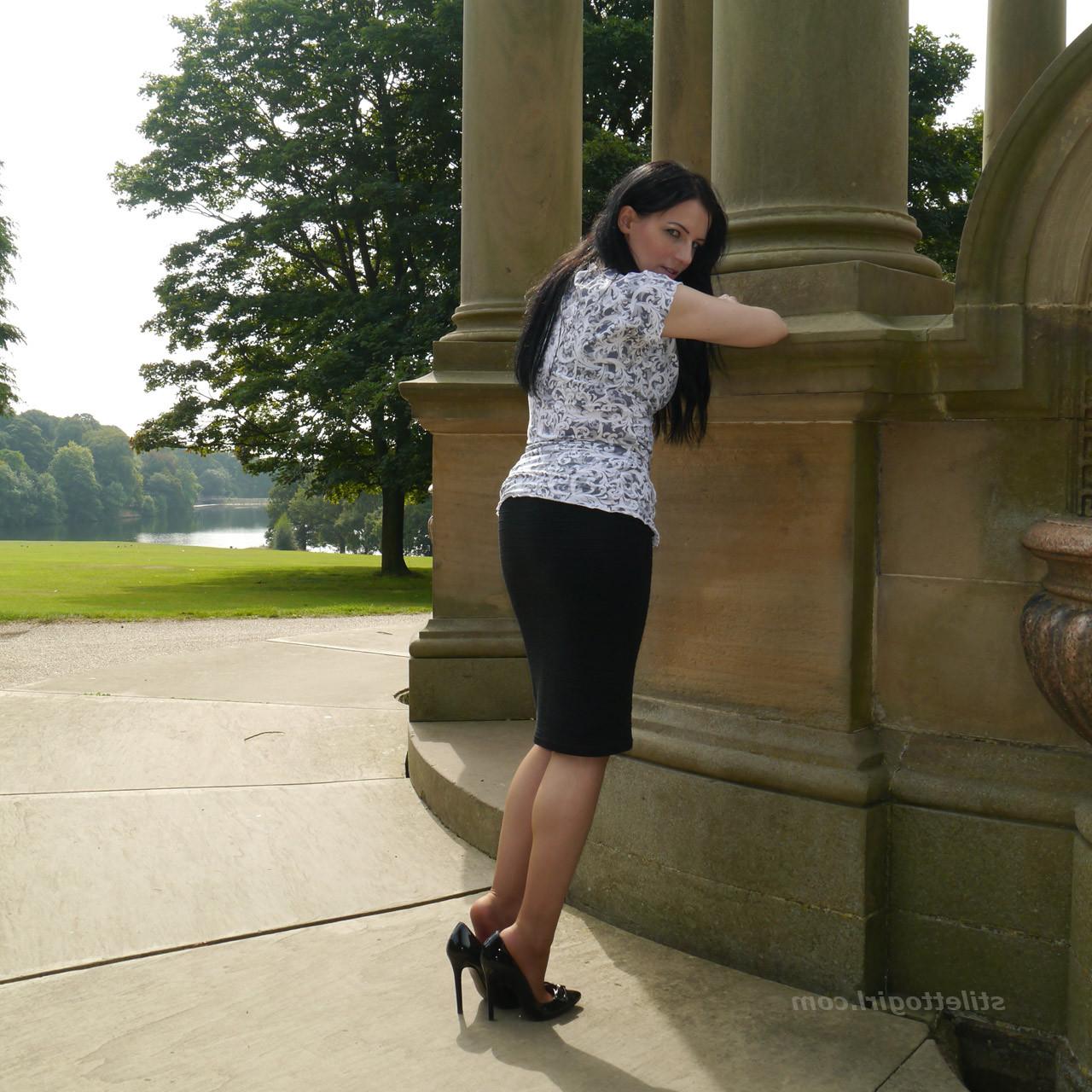 16P Leggy raven haired Milf is outdoors posing in her silky nylon st