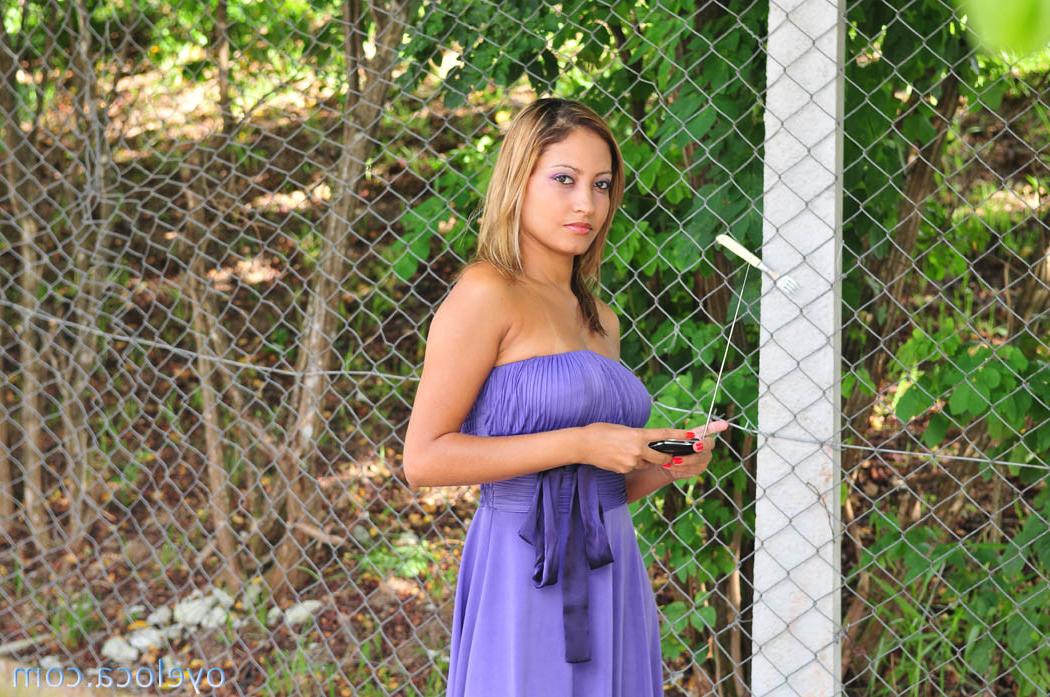 10P Big titted Latin beauty sucks and fucks a lucky stranger