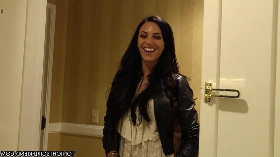 16P Julez Ventura works as an escort for rich guys
