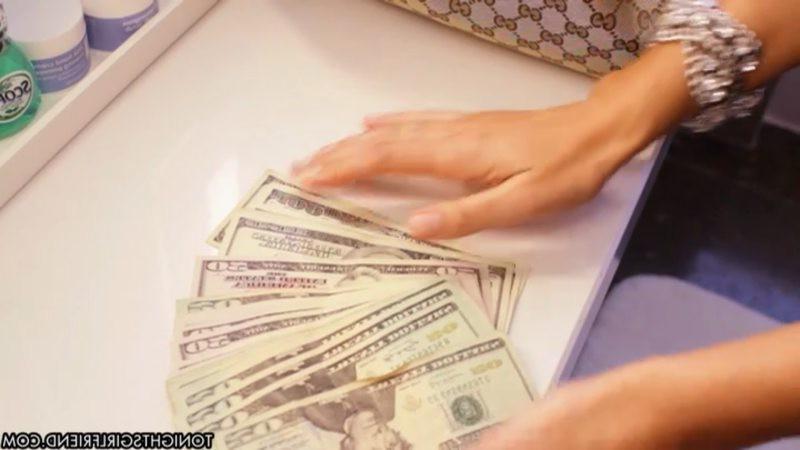 16P Sexy Ann Marie Rios gets paid to fuck a rich guy