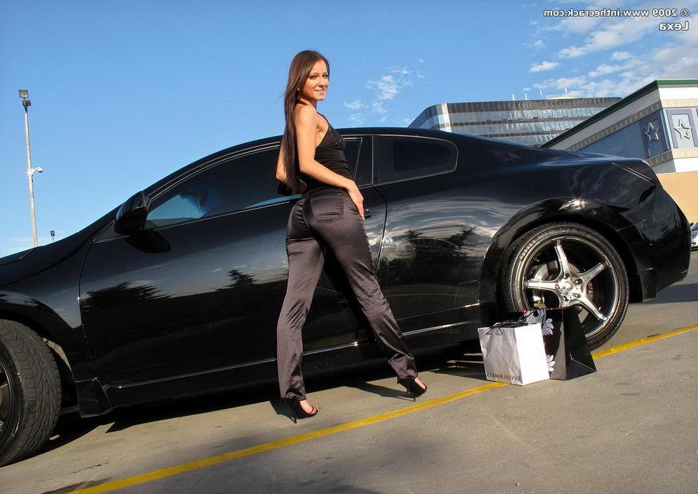 16P Carrie DuFour spreading inside a car