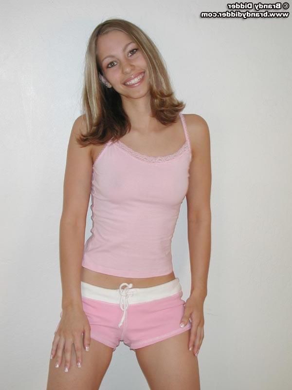 16P Brandy Didder strips out of her hot pink outfit!